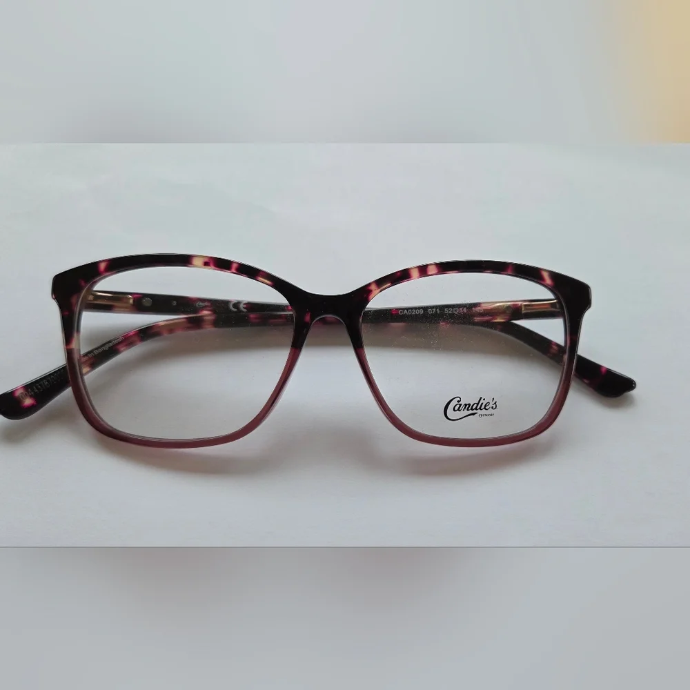 Stylish Tortoise Shell Women's Glasses - Picture 2 of 2